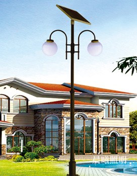 4米太陽(yáng)能庭院燈